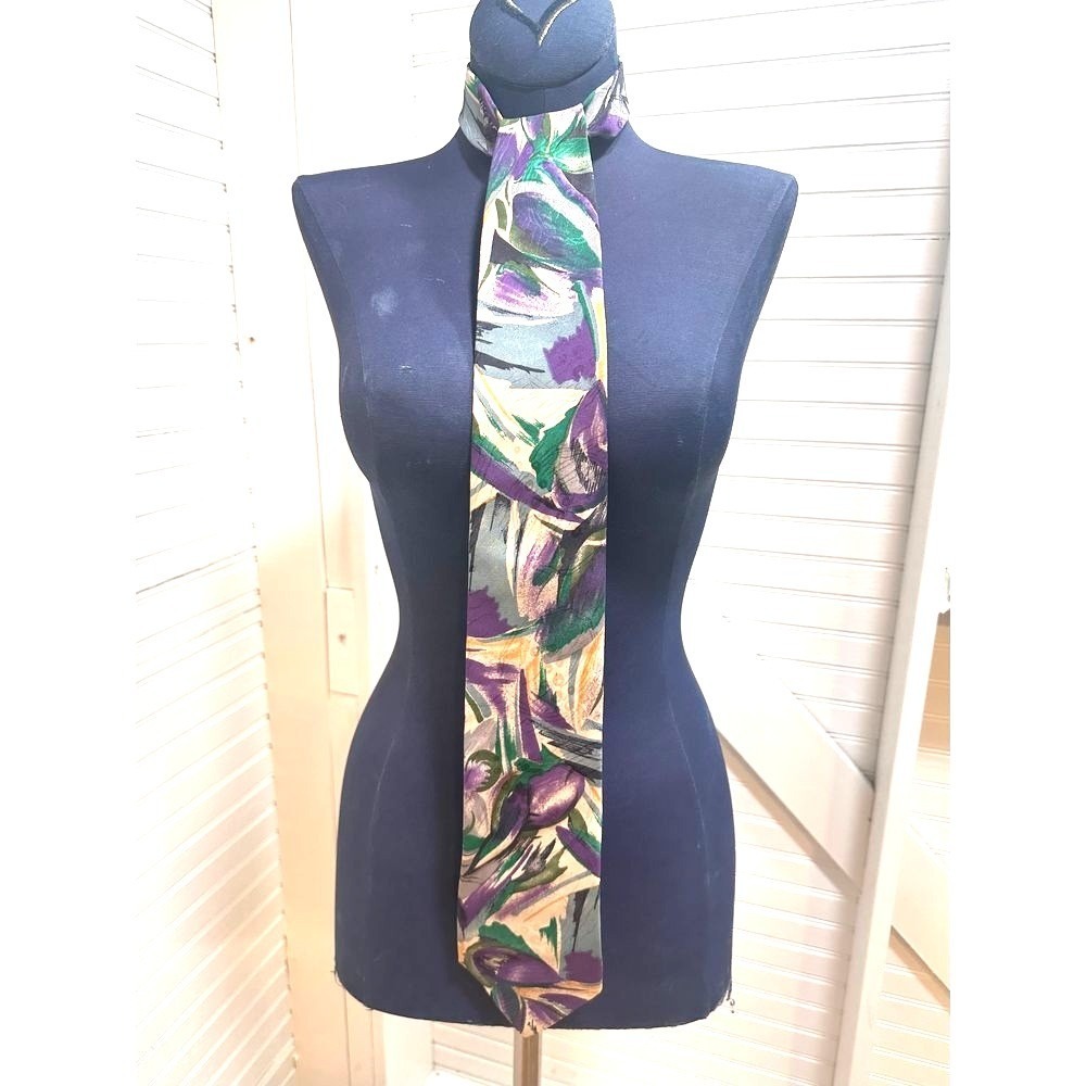 Vintage Moda Italiana Neck Tie Purple & Green Abstract 100% Silk Made in Italy